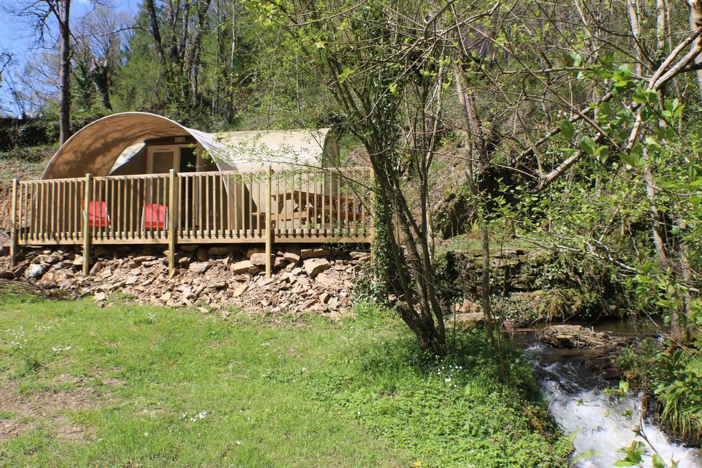 Camping Moulin De Chaules Saint-Constant Eksteriør bilde