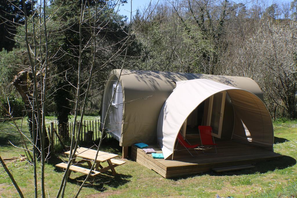 Camping Moulin De Chaules Saint-Constant Eksteriør bilde